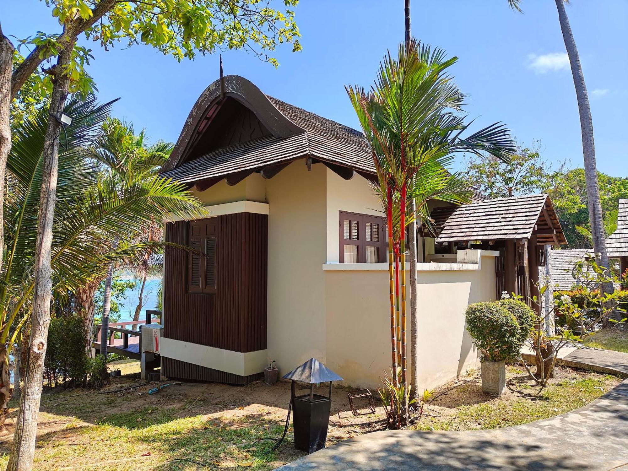 Bhundhari Resort & Villas Samui Praia Chaweng Exterior foto