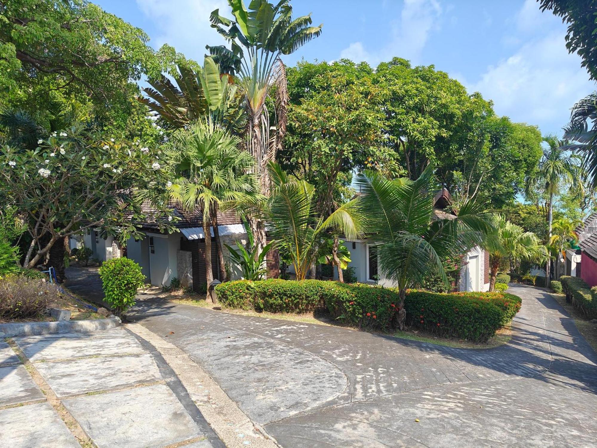 Bhundhari Resort & Villas Samui Praia Chaweng Exterior foto